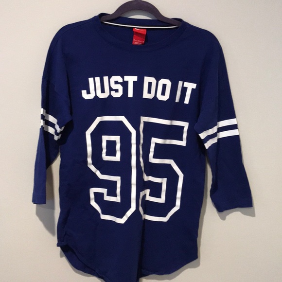 Nike Tops - 3/4 sleeve Nike shirt Nike Tops - 3/4 sleeve Nike shirt